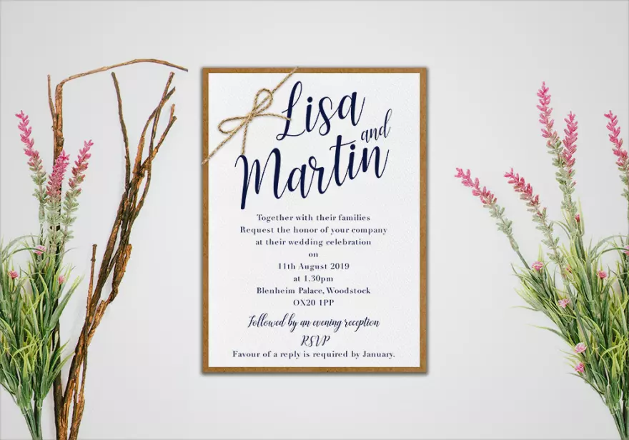 Download Wedding invitation mockup with flowers