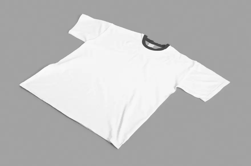 Download White t-shirt PSD mockup