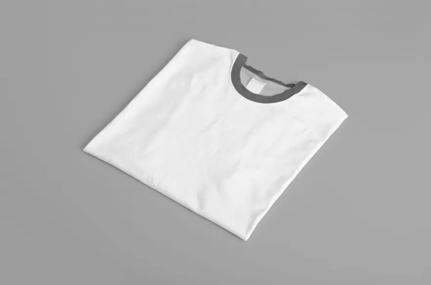 Download T-shirt PSD mockup