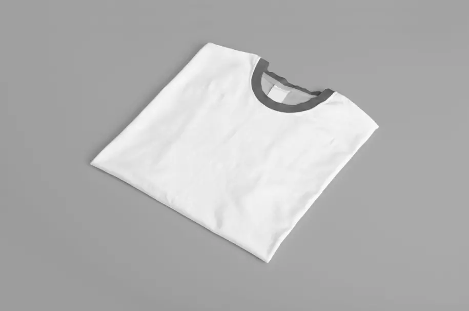 T-shirt PSD mockup