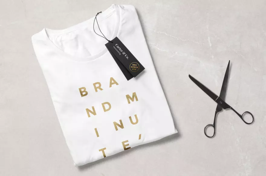 Download T-shirt, label and scissors PSD mockup