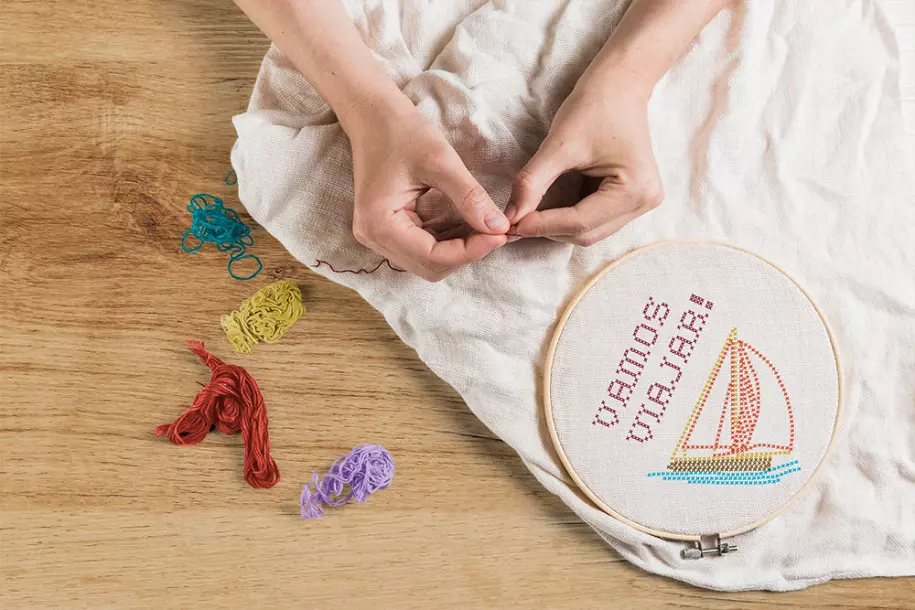 FREE embroidery on the hoop PSD mockup