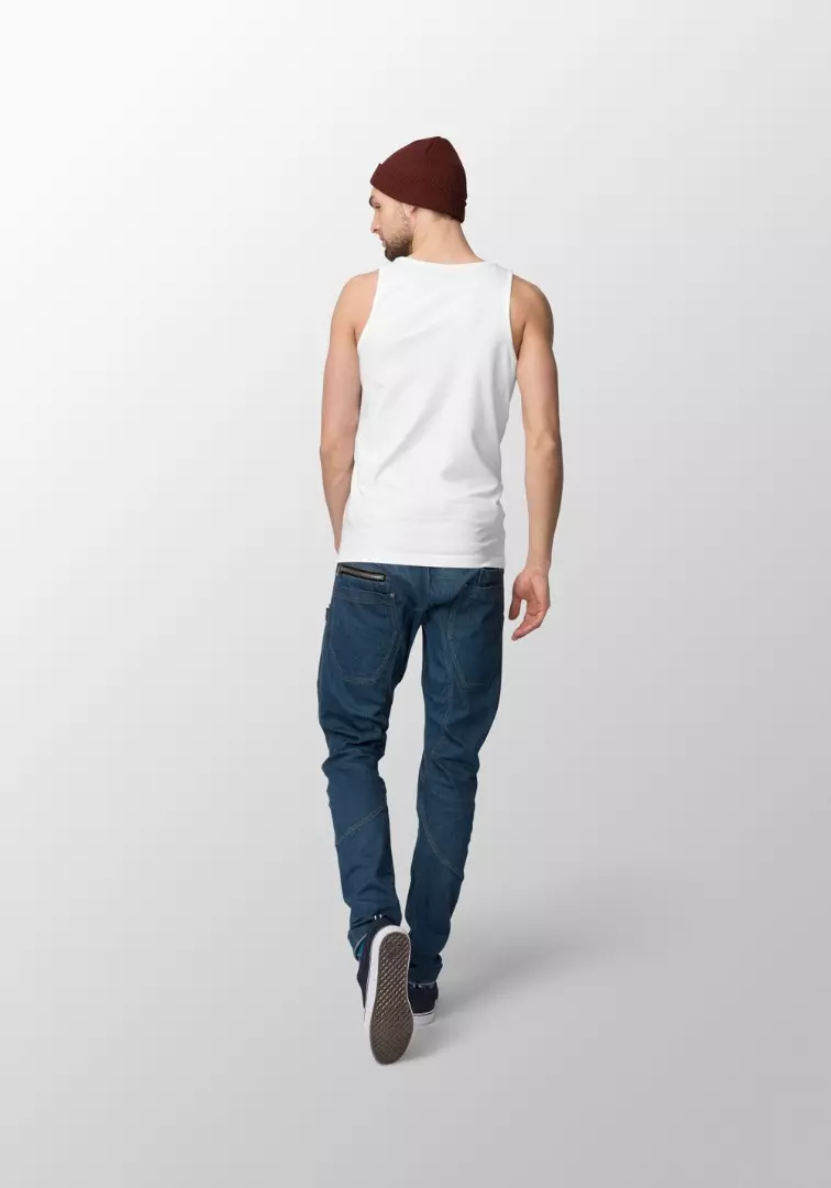 Download PSD mockup of a man in a singlet